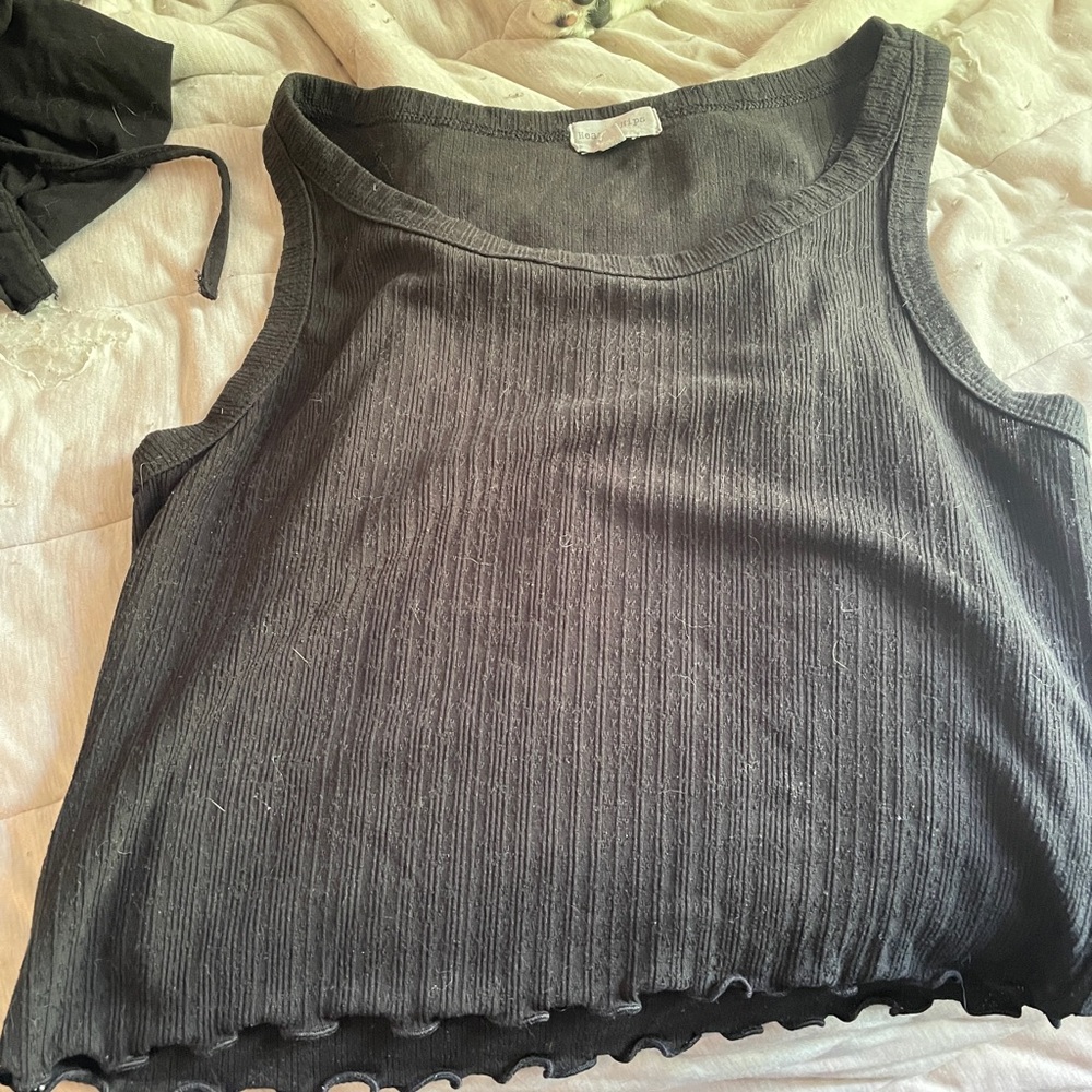 Heart Hips Gray Ribbed Crop Tank Top